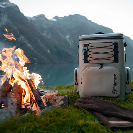 Lodówka turystyczna Petromax Cooler Backpack 27 litrów kolor szary