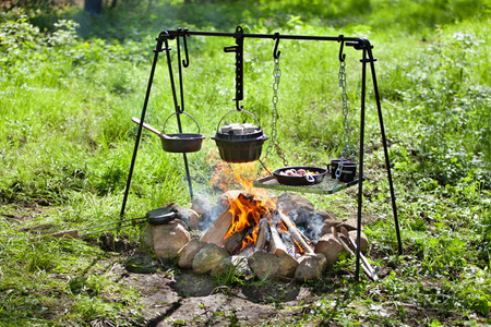 Stelaż do gotowania nad ogniskiem frk1  Petromax
