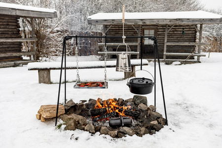 Stelaż do gotowania nad ogniskiem frk1  Petromax