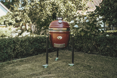 Grill ceramiczny Monolith JUNIOR PRO SERIES 2.0, czarny, ruszt 33.